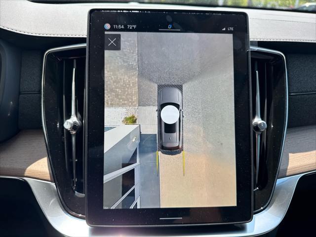new 2025 Volvo XC90 car, priced at $74,910