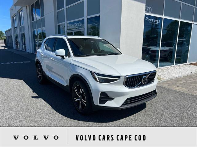 used 2025 Volvo XC40 car, priced at $32,900