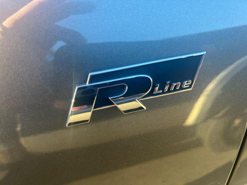 used 2014 Volkswagen Touareg car, priced at $14,500