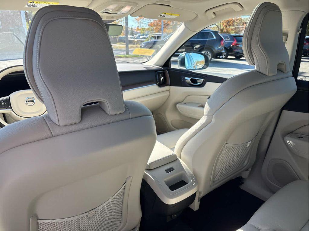 used 2022 Volvo XC60 car, priced at $29,700