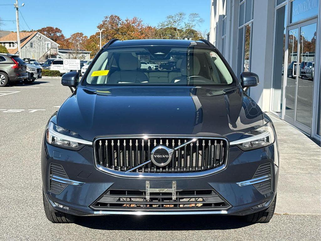 used 2022 Volvo XC60 car, priced at $29,700