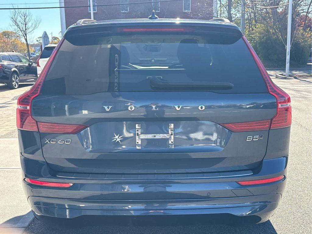 used 2022 Volvo XC60 car, priced at $29,700