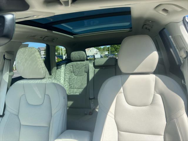 new 2025 Volvo XC60 car, priced at $60,660