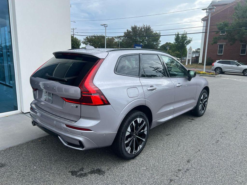 new 2026 Volvo XC60 car, priced at $57,985