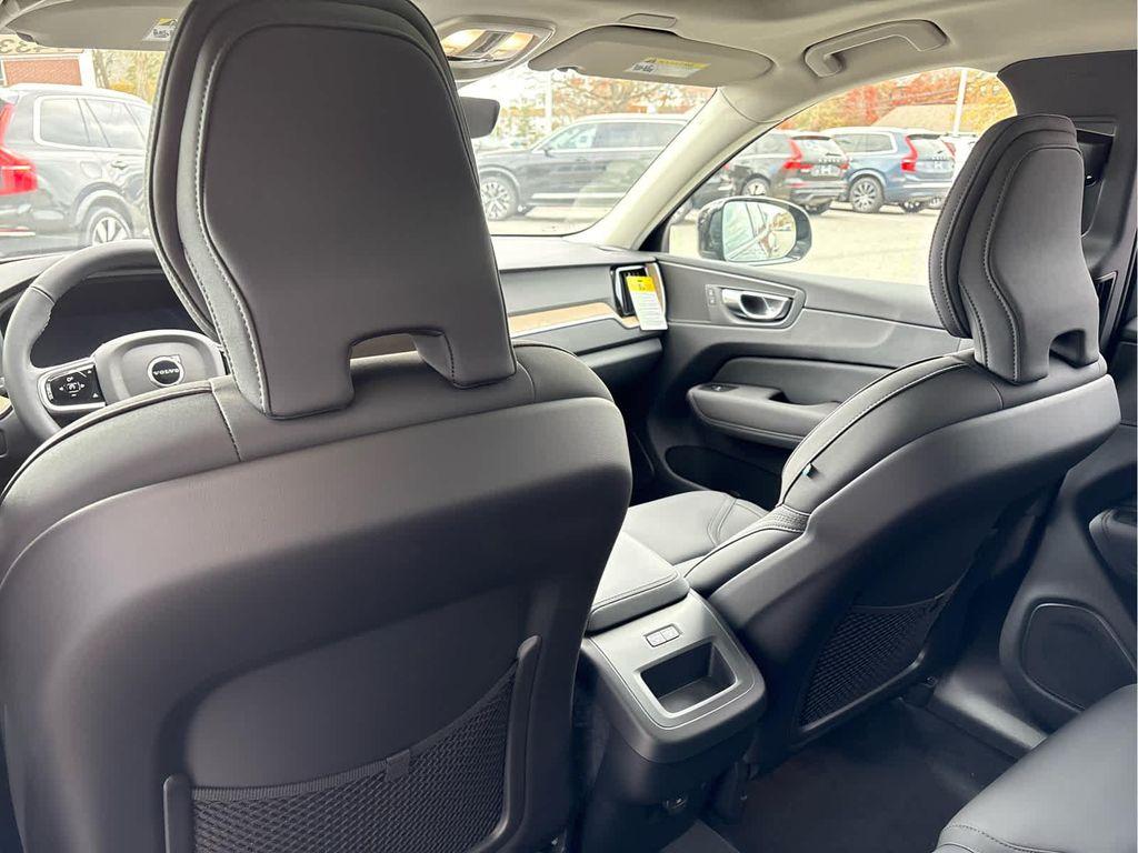 new 2026 Volvo XC60 car, priced at $57,985