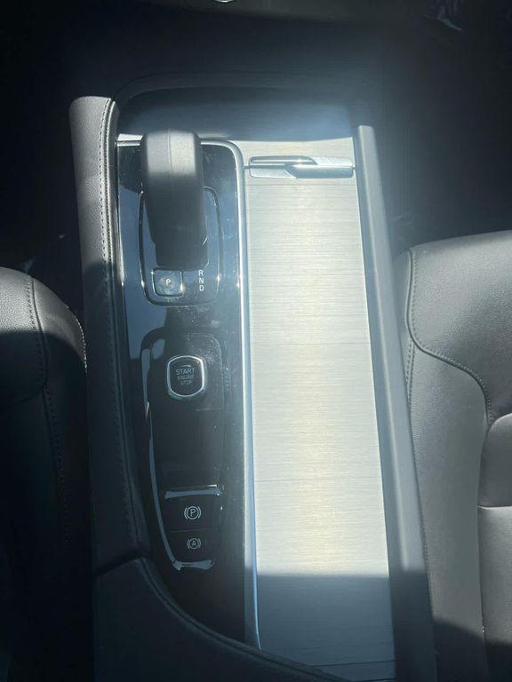 used 2025 Volvo XC90 car, priced at $46,396