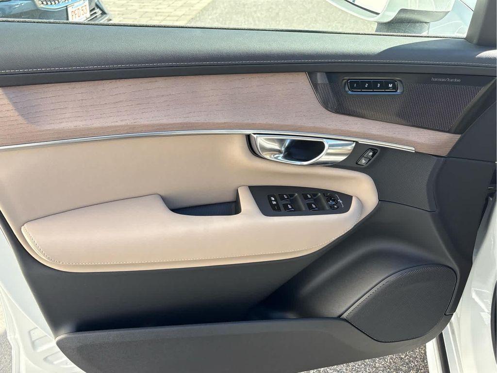 new 2026 Volvo XC90 car, priced at $71,825