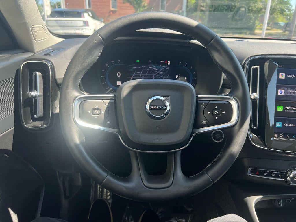 used 2025 Volvo XC40 car, priced at $34,200