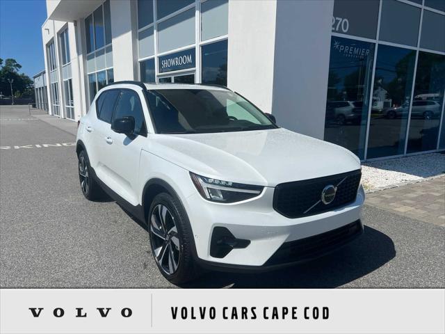 used 2025 Volvo XC40 car, priced at $36,300