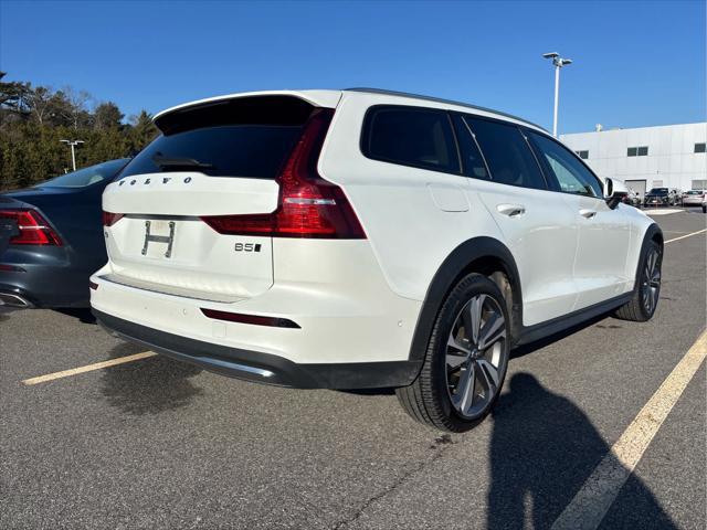 used 2024 Volvo V60 Cross Country car, priced at $43,900