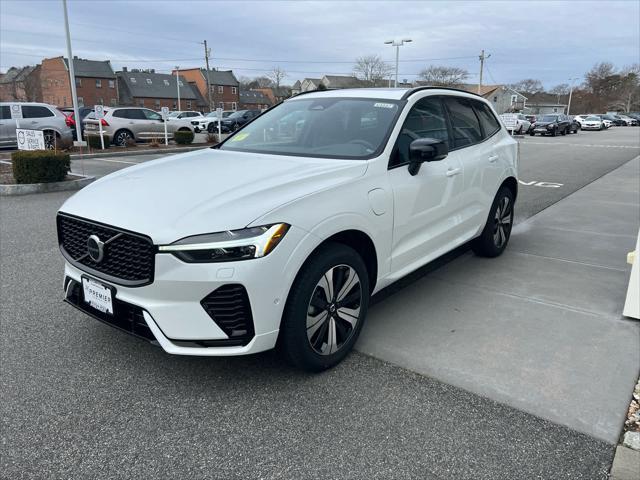 new 2025 Volvo XC60 Plug-In Hybrid car, priced at $66,175