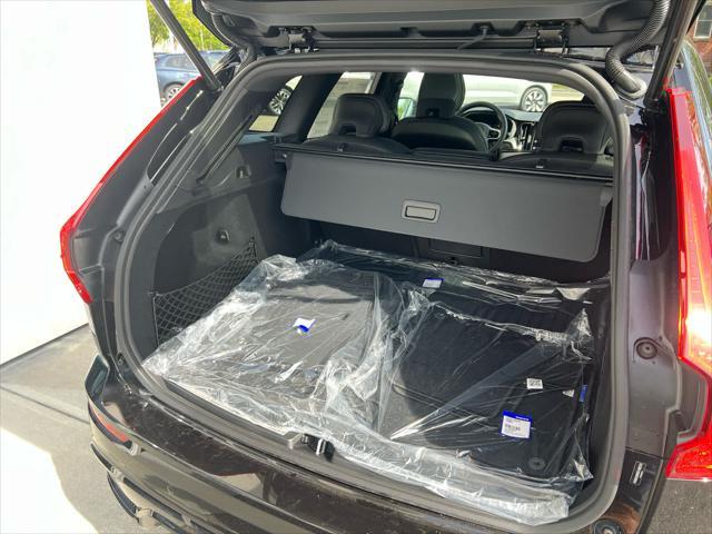 new 2025 Volvo XC60 car, priced at $61,555