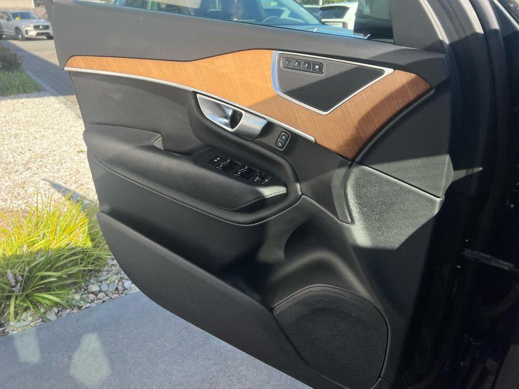 used 2021 Volvo XC90 car, priced at $26,596
