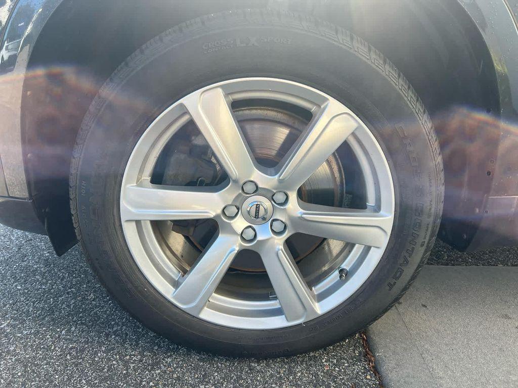 used 2021 Volvo XC90 car, priced at $26,596