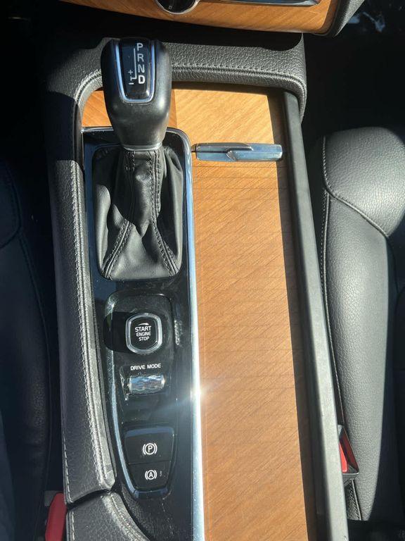 used 2021 Volvo XC90 car, priced at $26,596
