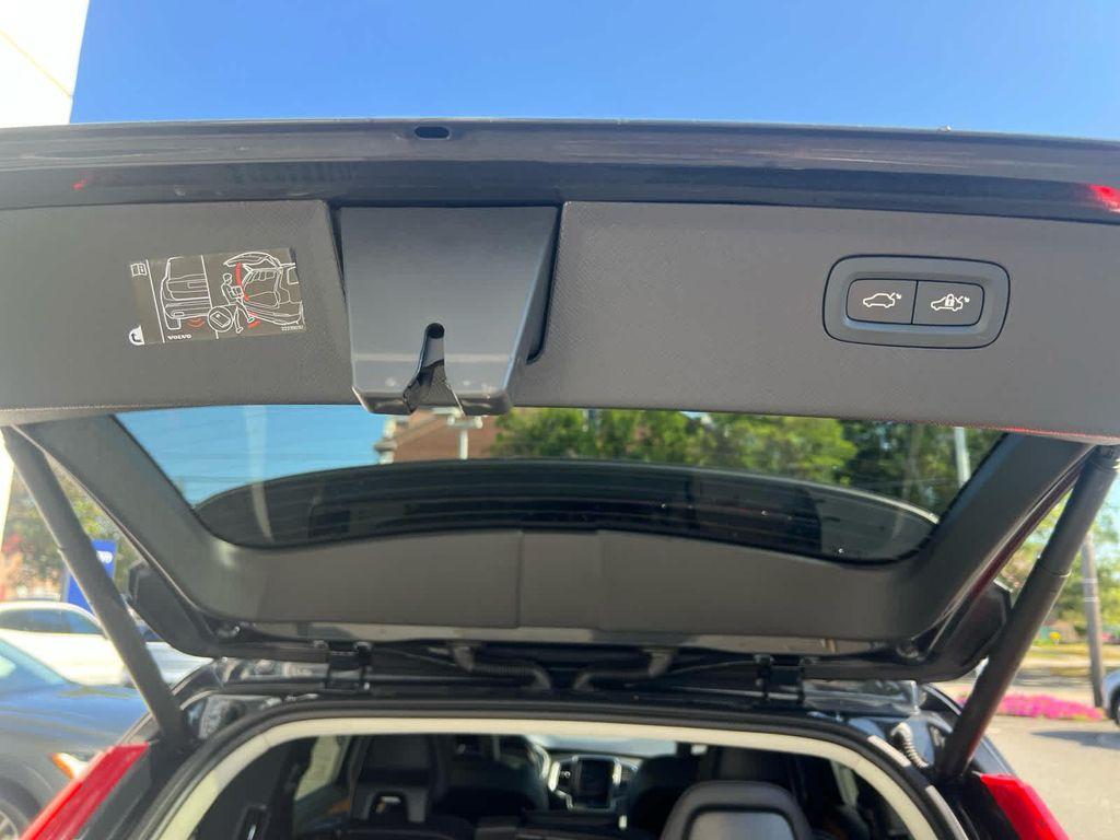 used 2021 Volvo XC90 car, priced at $26,596