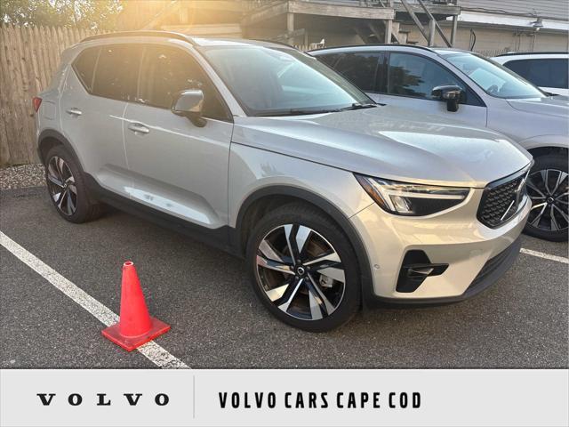 used 2025 Volvo XC40 car, priced at $35,900