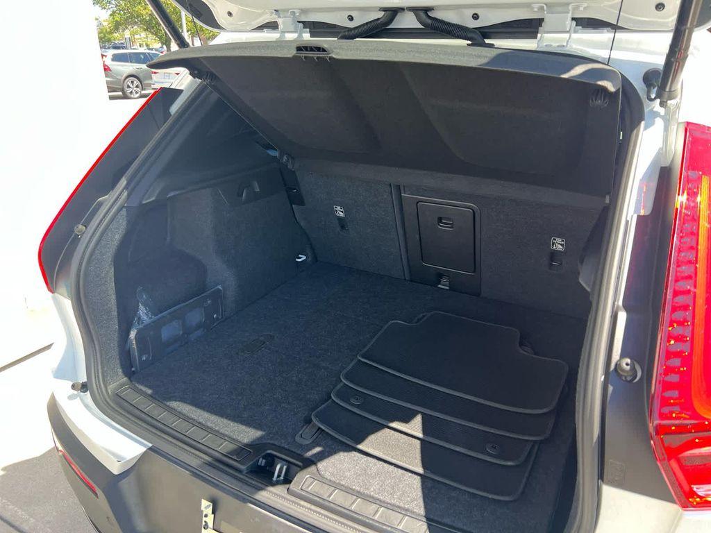 used 2025 Volvo XC40 car, priced at $34,900