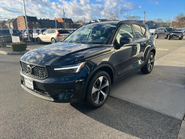 new 2025 Volvo XC40 car, priced at $48,315