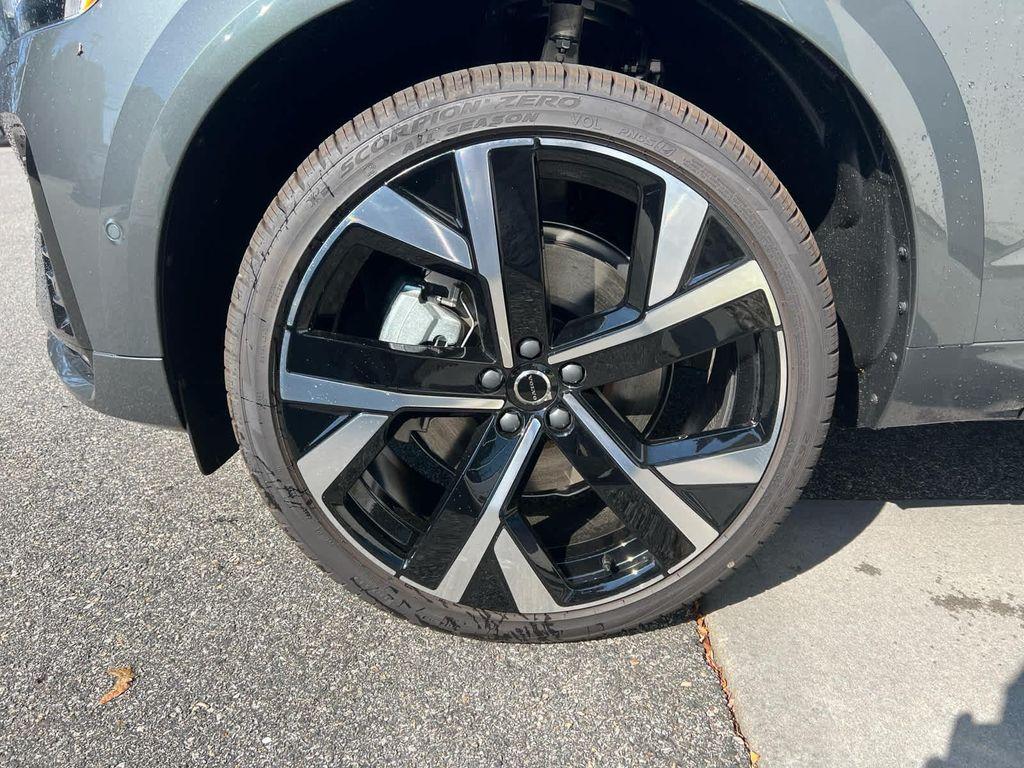 new 2026 Volvo XC60 Plug-In Hybrid car, priced at $80,310