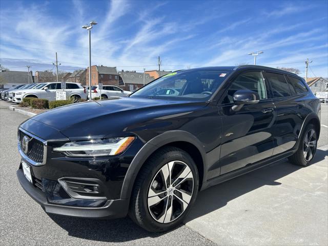 used 2023 Volvo V60 Cross Country car, priced at $42,975