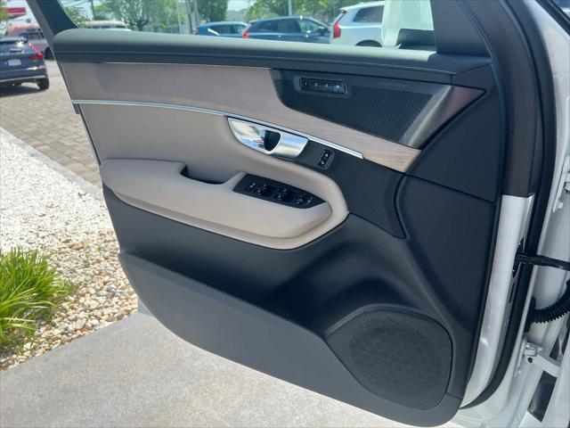 new 2025 Volvo XC90 Plug-In Hybrid car, priced at $81,685