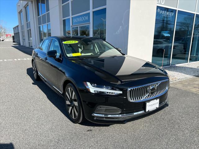 used 2024 Volvo S90 Recharge Plug-In Hybrid car, priced at $61,900