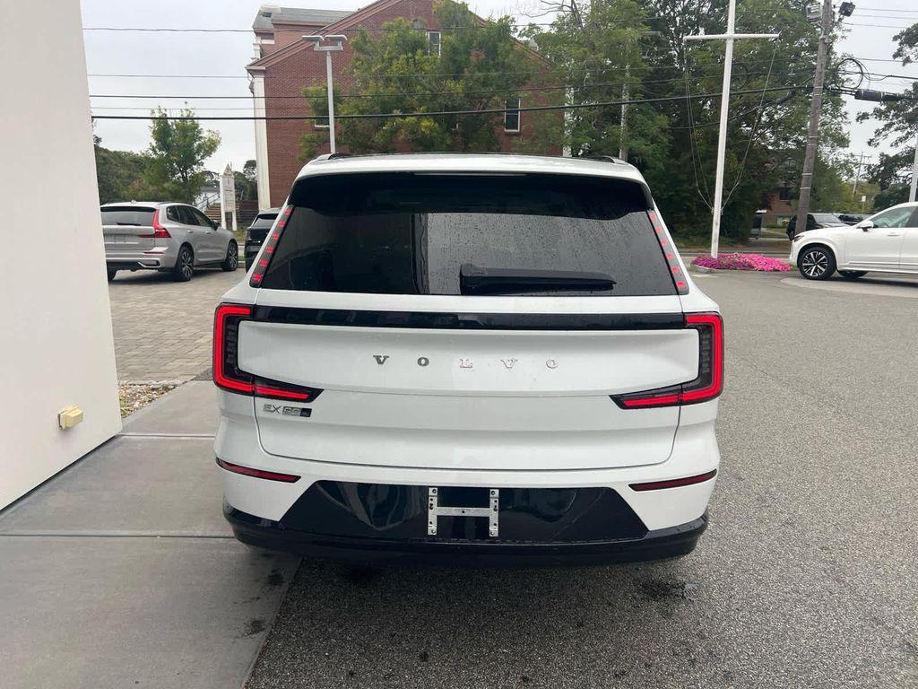 new 2025 Volvo EX90 car, priced at $82,390