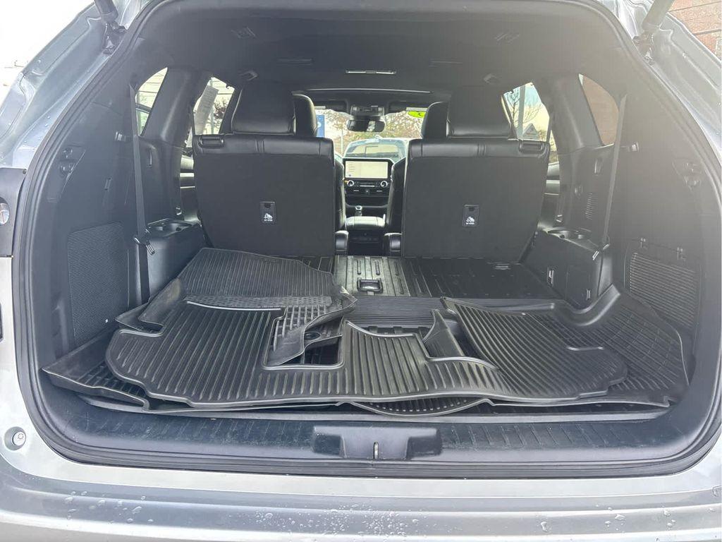 used 2023 Toyota Highlander car, priced at $38,600