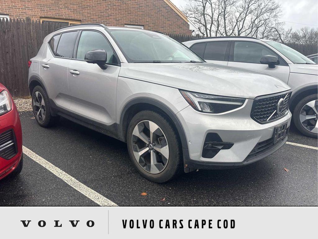 used 2023 Volvo XC40 car, priced at $29,700