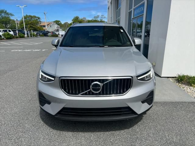 used 2025 Volvo XC40 car, priced at $37,400