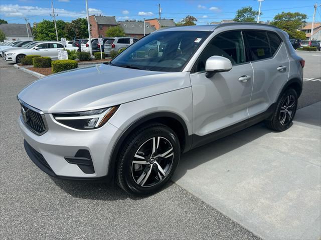 used 2025 Volvo XC40 car, priced at $37,400