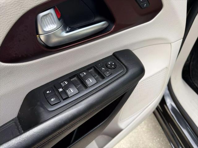 used 2020 Chrysler Pacifica car, priced at $23,995