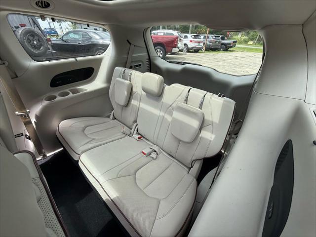 used 2020 Chrysler Pacifica car, priced at $23,995