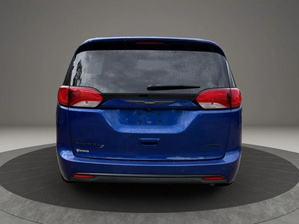 used 2018 Chrysler Pacifica car, priced at $15,995