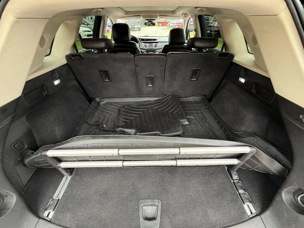 used 2017 Cadillac XT5 car, priced at $14,995
