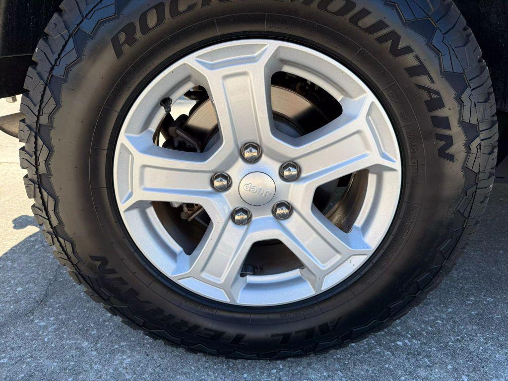 used 2021 Jeep Wrangler Unlimited car, priced at $22,495