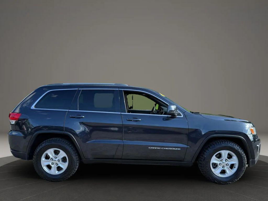 used 2015 Jeep Grand Cherokee car, priced at $9,995