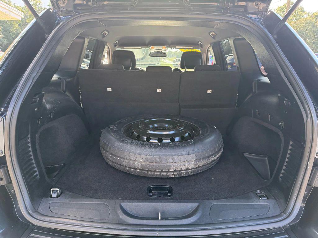 used 2015 Jeep Grand Cherokee car, priced at $9,995