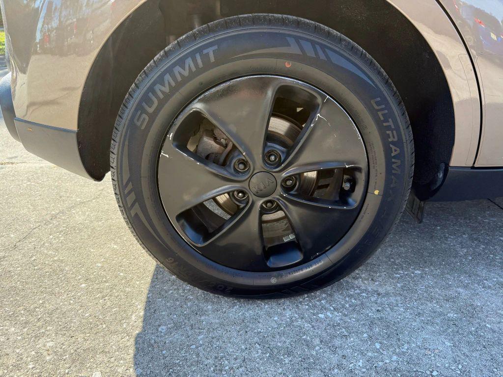 used 2016 Kia Soul car, priced at $10,495