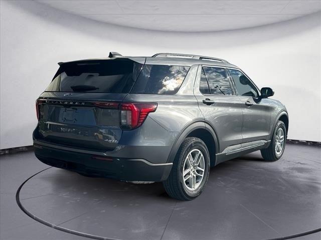 new 2025 Ford Explorer car, priced at $40,950