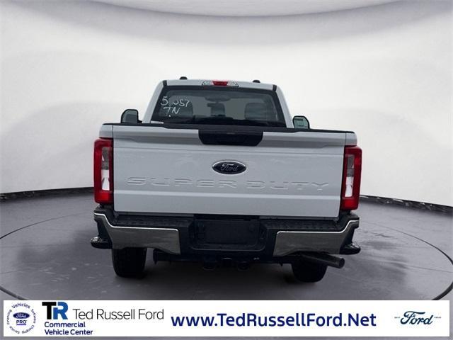 new 2025 Ford F-250 car, priced at $47,304
