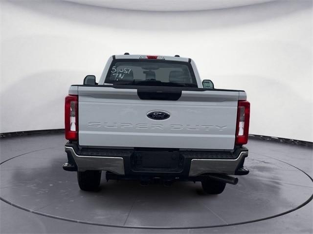 new 2025 Ford F-250 car, priced at $47,304