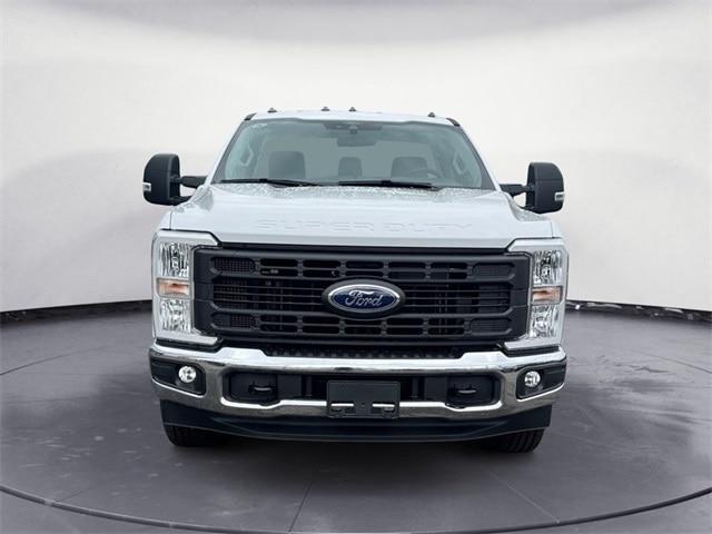 new 2025 Ford F-250 car, priced at $47,304