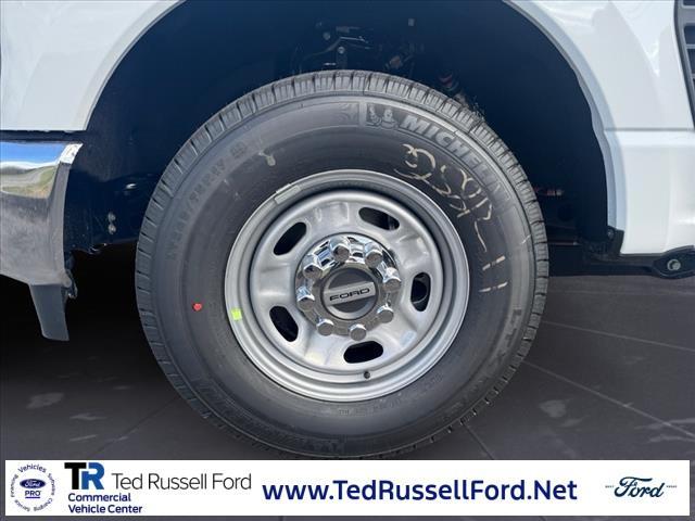 new 2025 Ford F-250 car, priced at $49,490