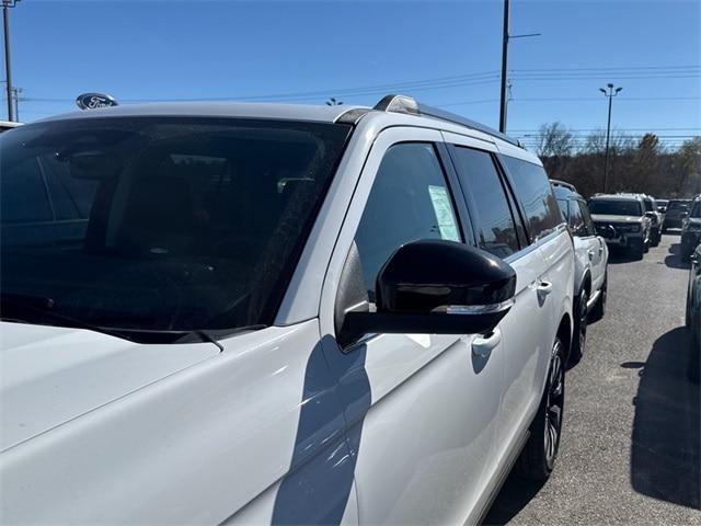 new 2025 Ford Expedition Max car, priced at $83,255