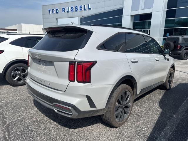 used 2022 Kia Sorento car, priced at $31,495