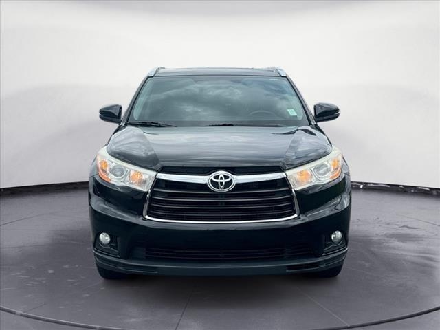 used 2014 Toyota Highlander car, priced at $16,834