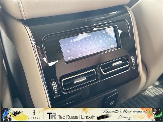 used 2023 Lincoln Aviator car, priced at $41,999