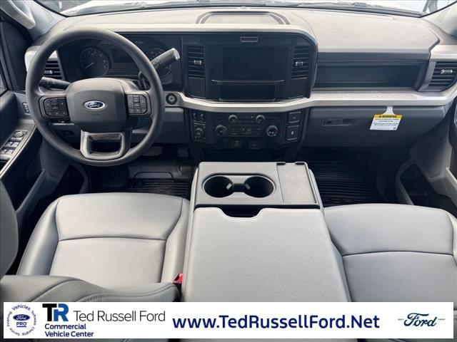 new 2025 Ford F-250 car, priced at $55,757